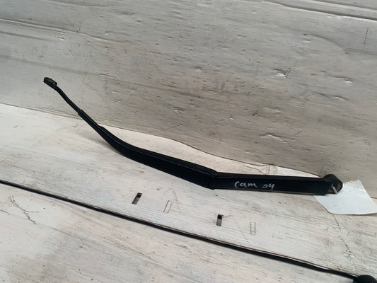 Brazo Limpia Parabrisa Delantero Toyota Camry 2003 2005 Lumiere