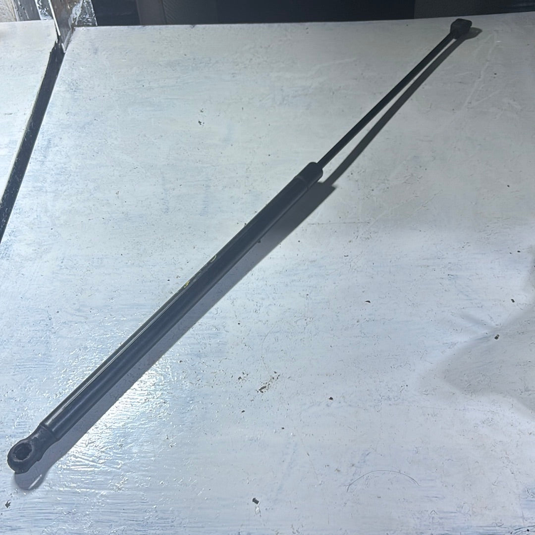 Gato Amortiguador Capot Camry 2007