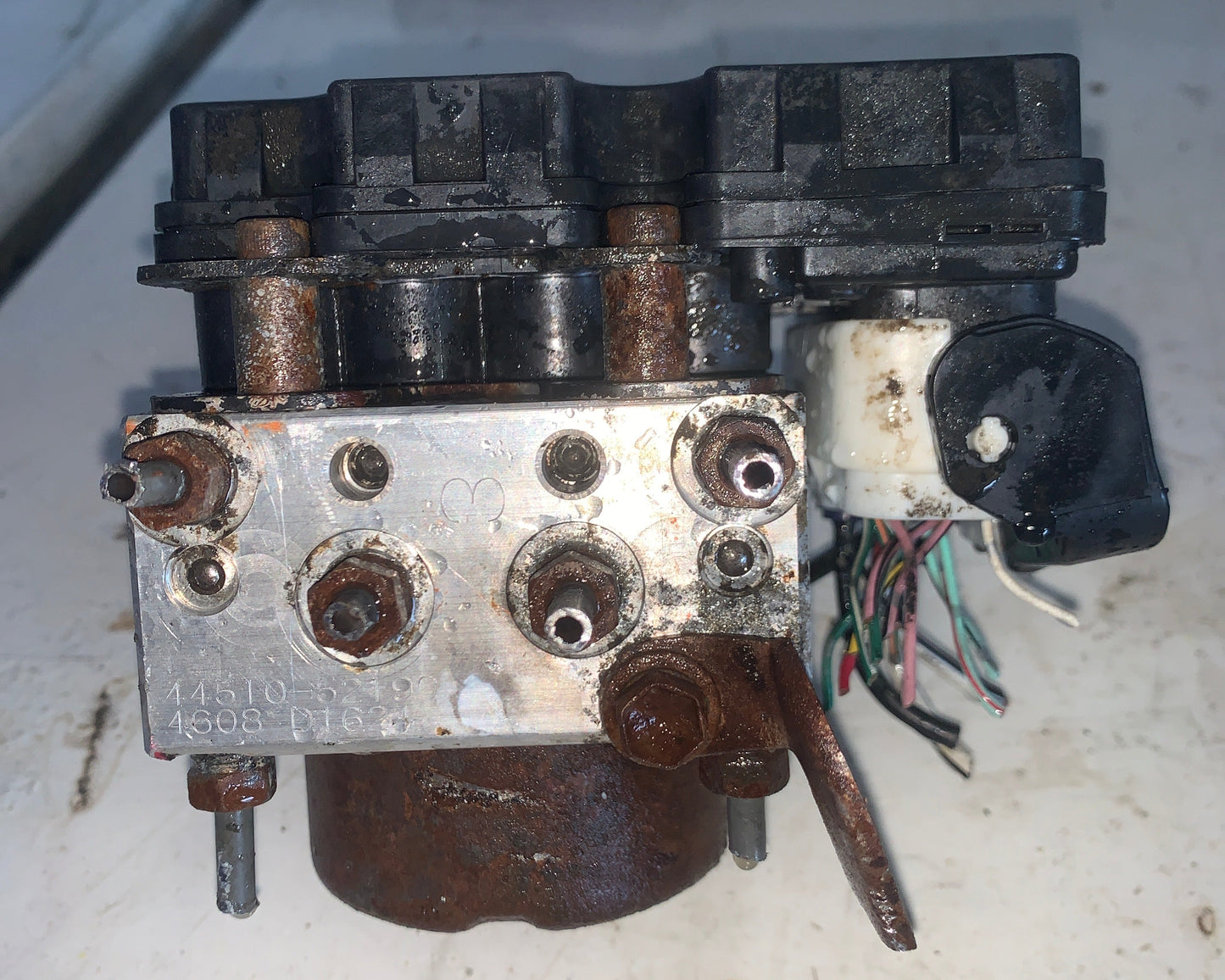 Modulo ABS Freno Toyota Yaris 2000 2005