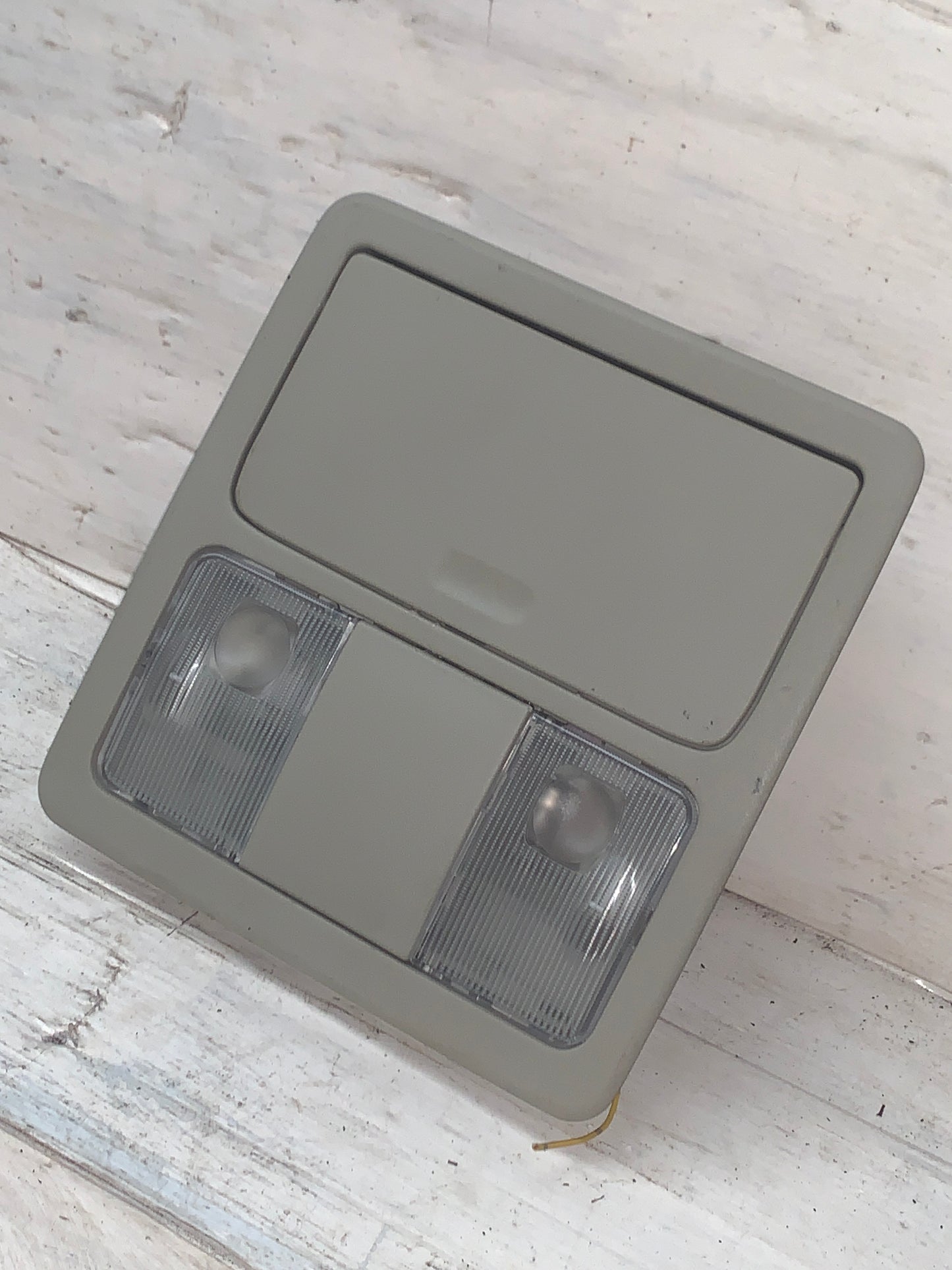 Lampara Luz Techo Delantera Nissan Tiida