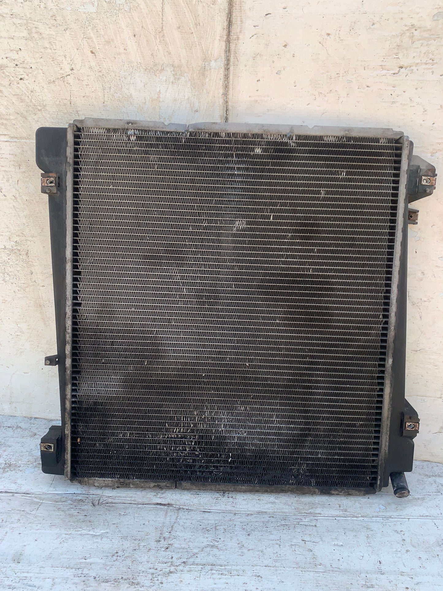 Radiador Ford Explorer 2002 2003 2004 2005 4.0 / 4.6