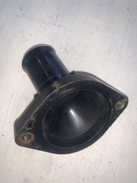 Toma Agua Plastica Toyota Yaris 2001 2010 Original