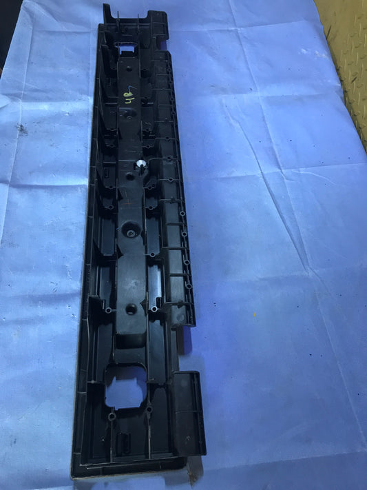 Plancha Accesorios Maleta Toyota 4Runner 2005