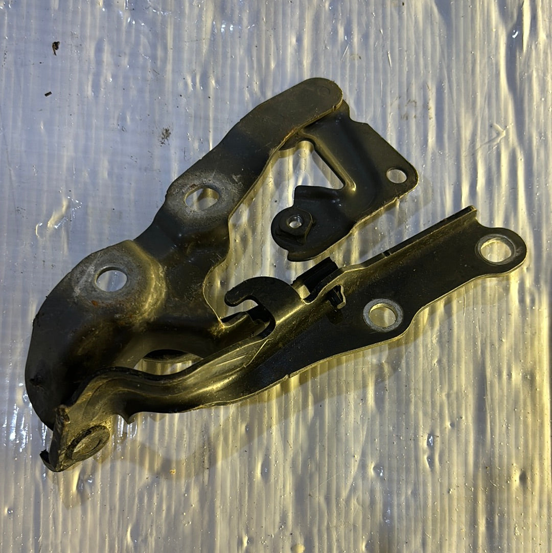 Bisagra Capot Toyota Corolla 2007