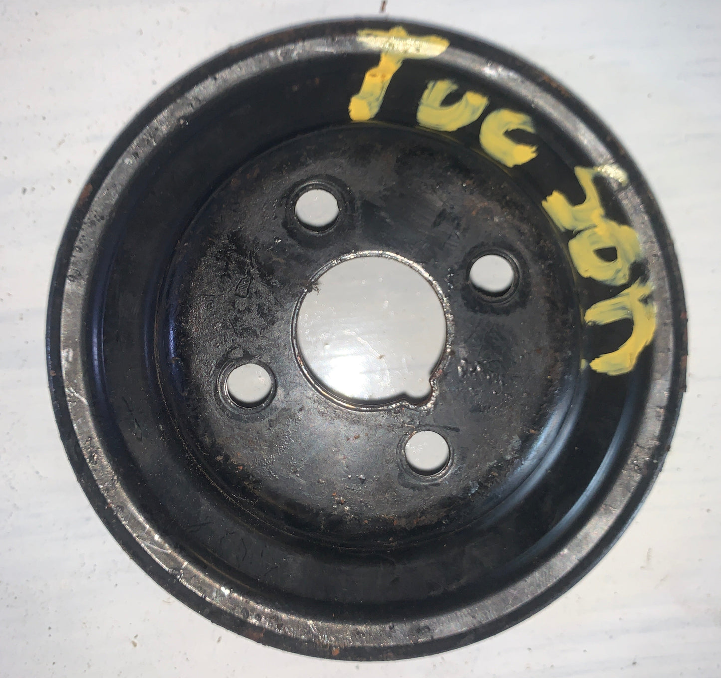 Polea Interna Bomba Agua Hyundai Tucson Elantra 2.0