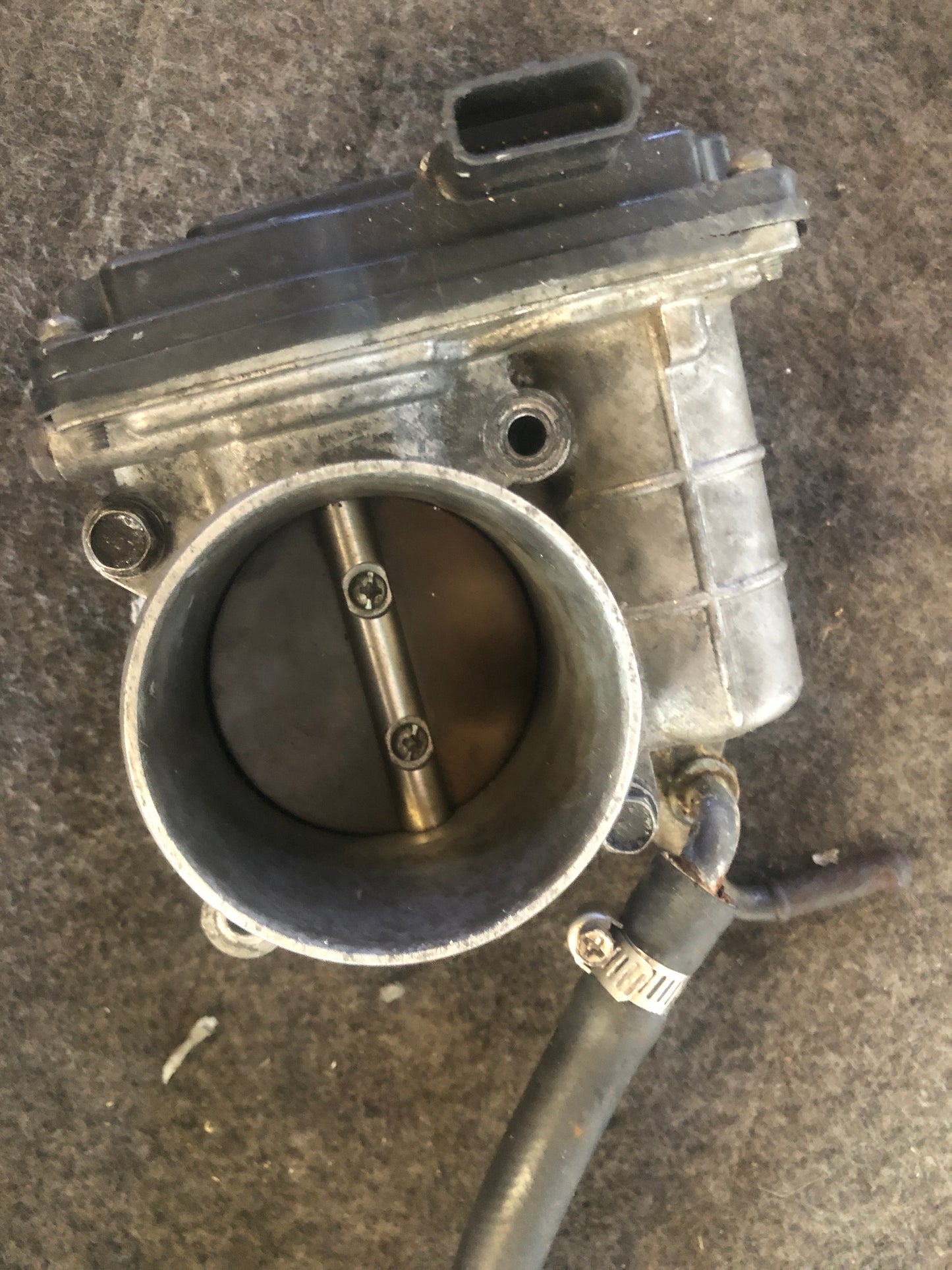 Cuerpo Aceleracion Suzuki Gran Vitara 2.7 J30 V6