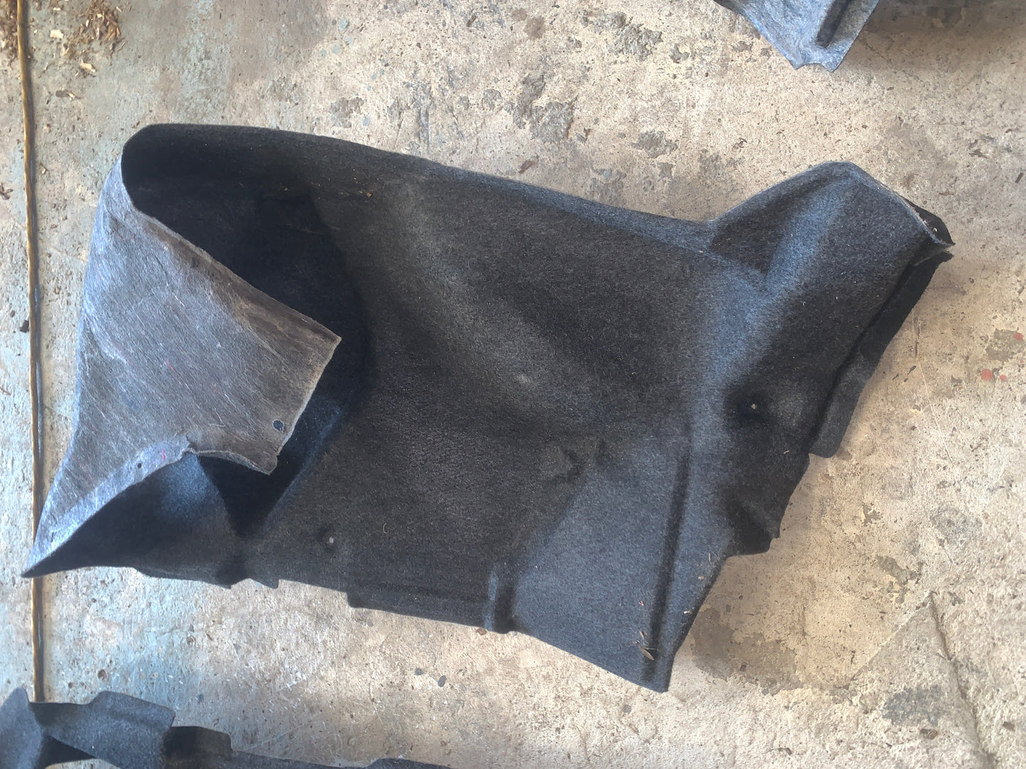 Alfombra Maleta Toyota Corolla sensacion 2003 2008