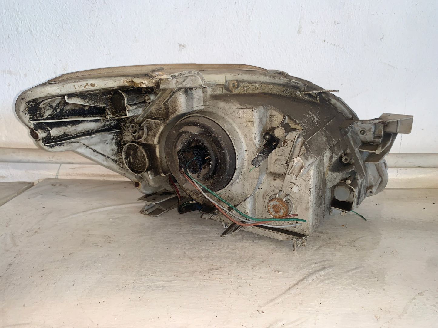 Faro Delantero Toyota Yaris Belta 2007-2012