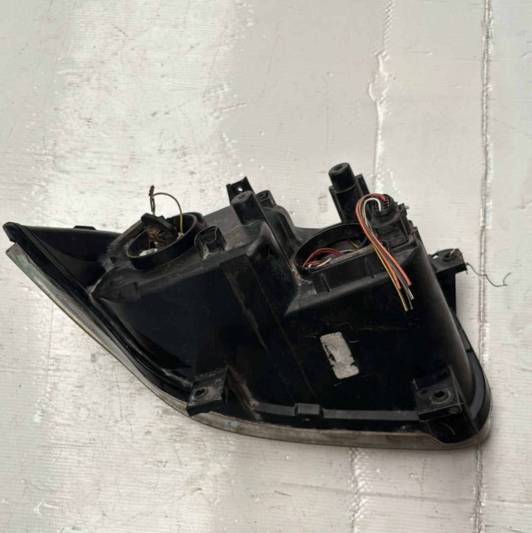 Faro Delantero Volkswagen Bora 2008 2009