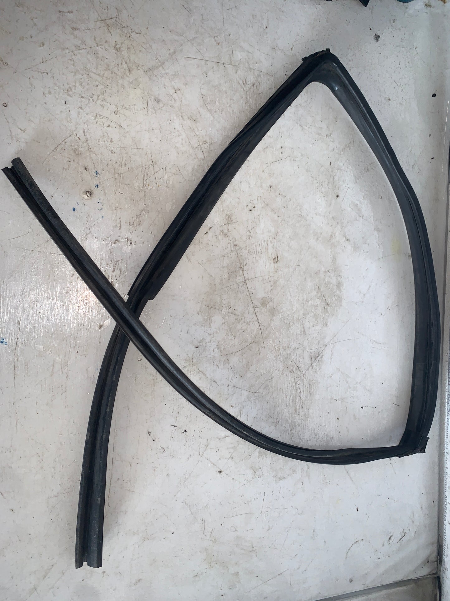 Goma Puerta Vidrio Toyota Yaris Belta 2008 2010