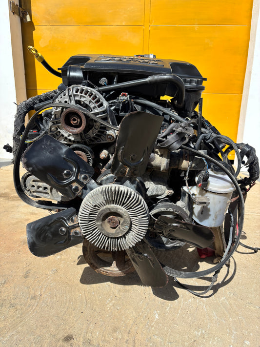 Motor Dodge Magnum RAM V8 5.7L HEMI 16 Bujias 2005 2008