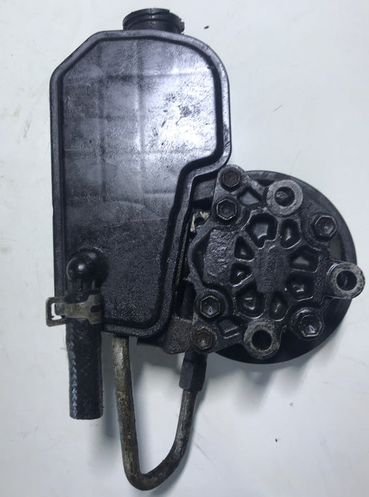 Bomba Direccion Hidraulica Jeep Grand Cherokee 2007 2010 4.7