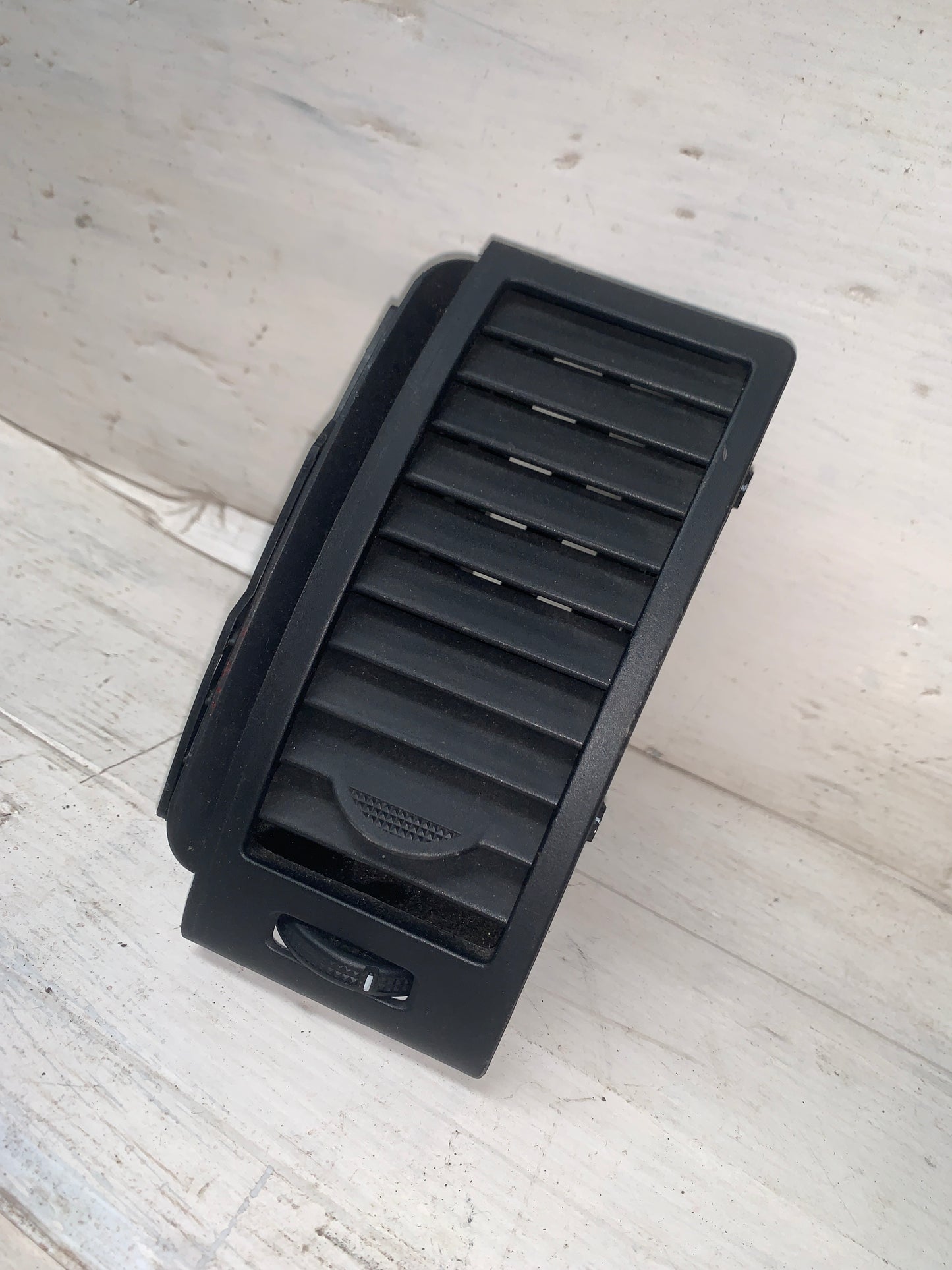 Rejilla Aire Central Nissan B16 2.0