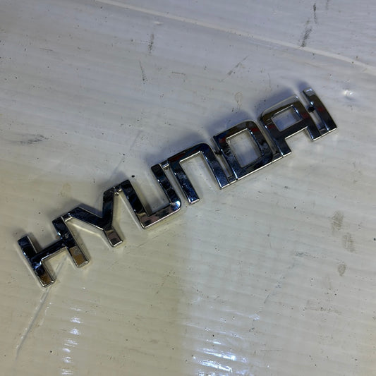 Emblema Letra Hyundai Completa