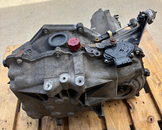 Caja Chevrolet Cavalier Tapón Rojo 2.2L