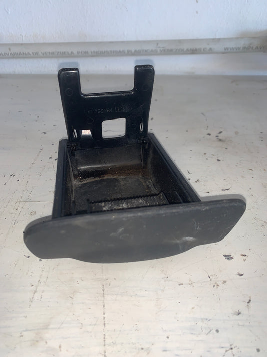 Guantera Frontal Hyundai Santa Fe 2001 2005