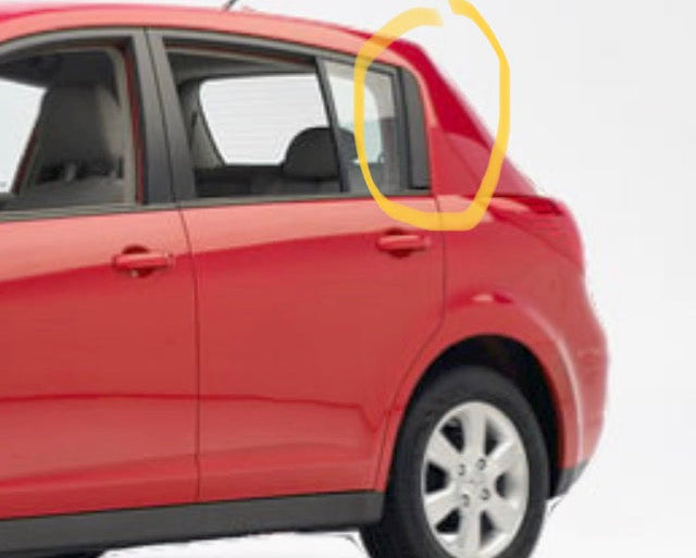 Moldura Externa Ventana Puerta Trasera Nissan Tiida