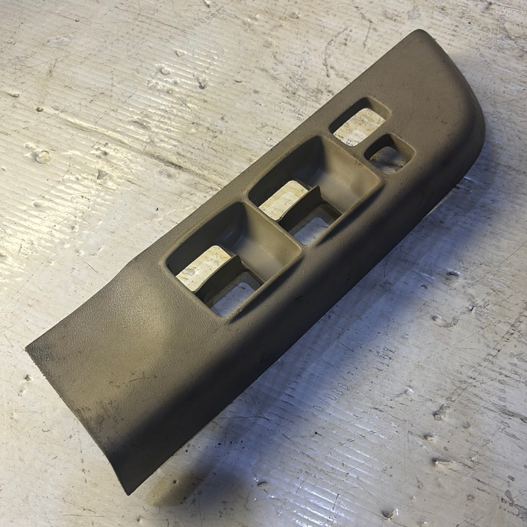 Embellecedor Mando Vidrio Nissan Pathfinder