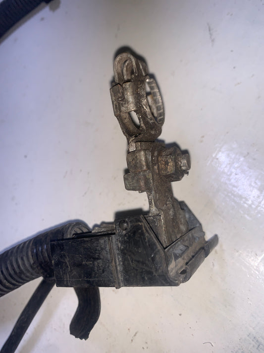 Borne Bateria Nissan Sentra B15