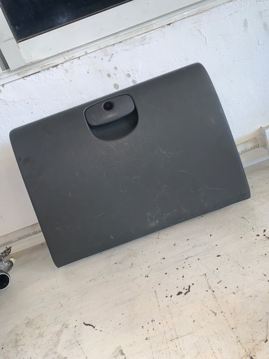 Guantera Co-Piloto Inferior Hyundai Santa Fe 2001 2005