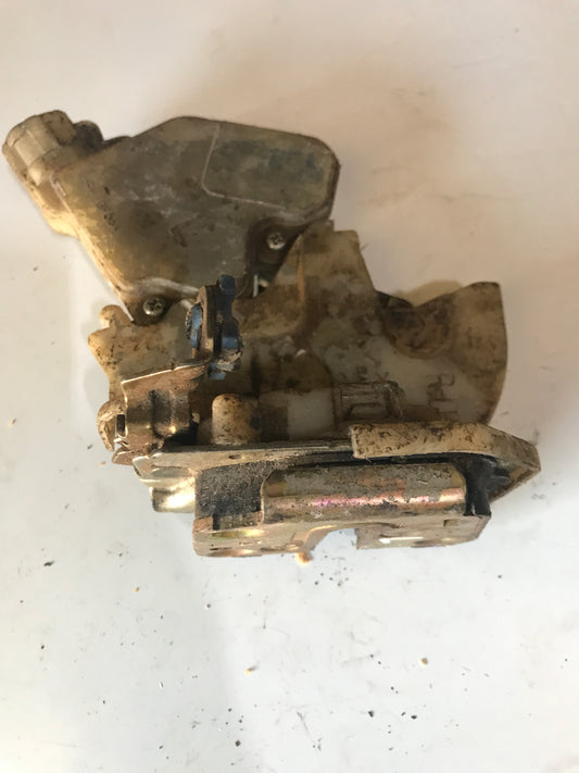 Cerradura De Puerta Nissan Sentra B15