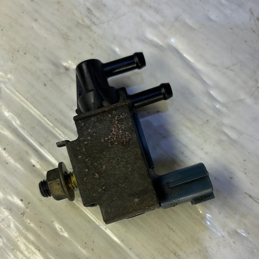 Selenoide Nissan Sentra B15 Almera 2001 2008