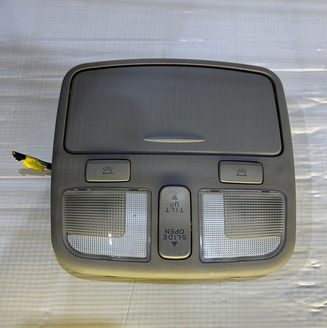 Luz Lampara Techo Delantero Hyundai Sonata 3.3 2006 2010 Quemacoco