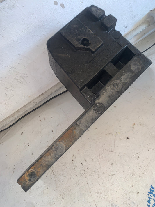 Caja Porta Herramientas Nissan Xtrail 2004 2008