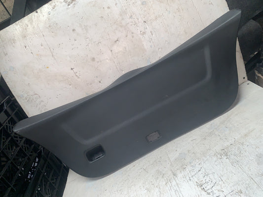Tapa Interna Compuerta Toyota Yaris 2006 2010