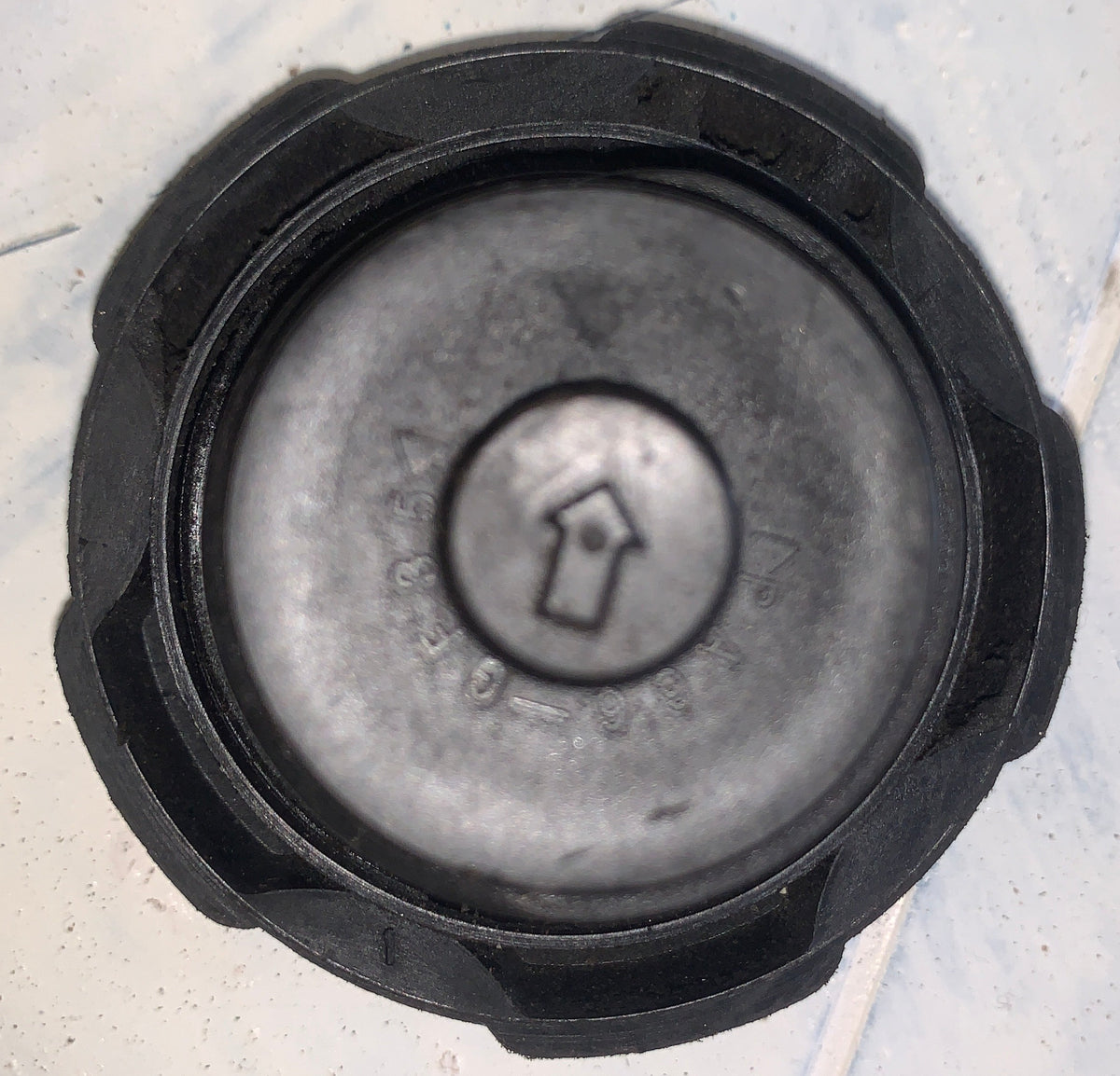Tapa Aceite Motor Chevrolet Aveo 2005 2011