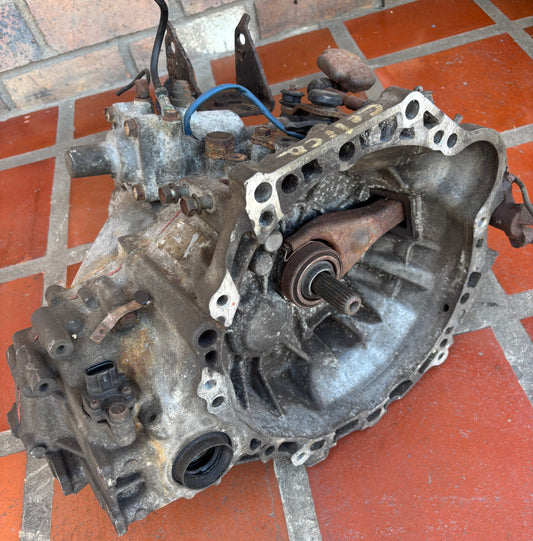 Caja Sincronica 2000 2005 Toyota Celica Yamaha 1.8L 2ZZFE