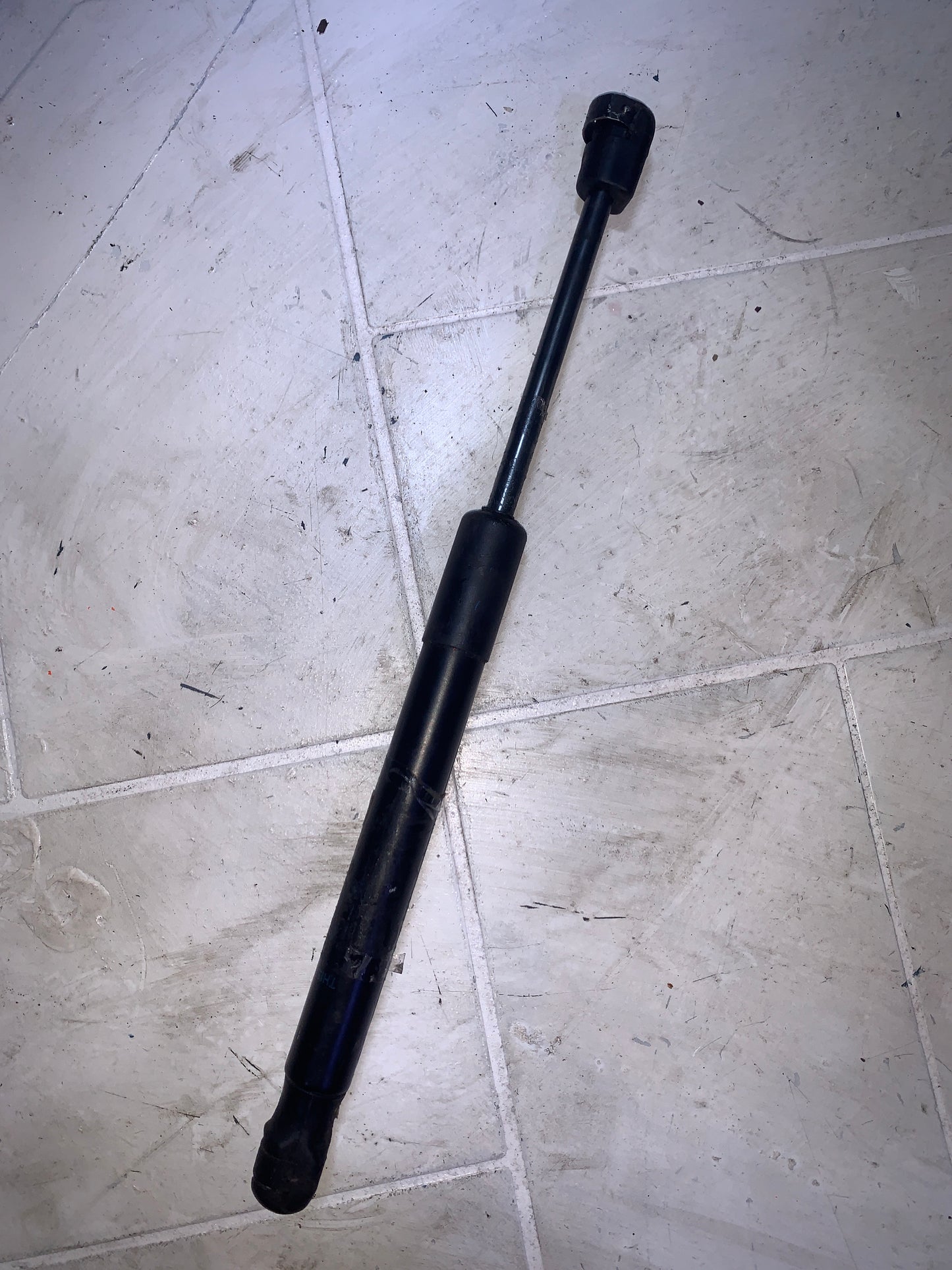 Gato Amortiguador Maleta Ford Fusion 2006 2009