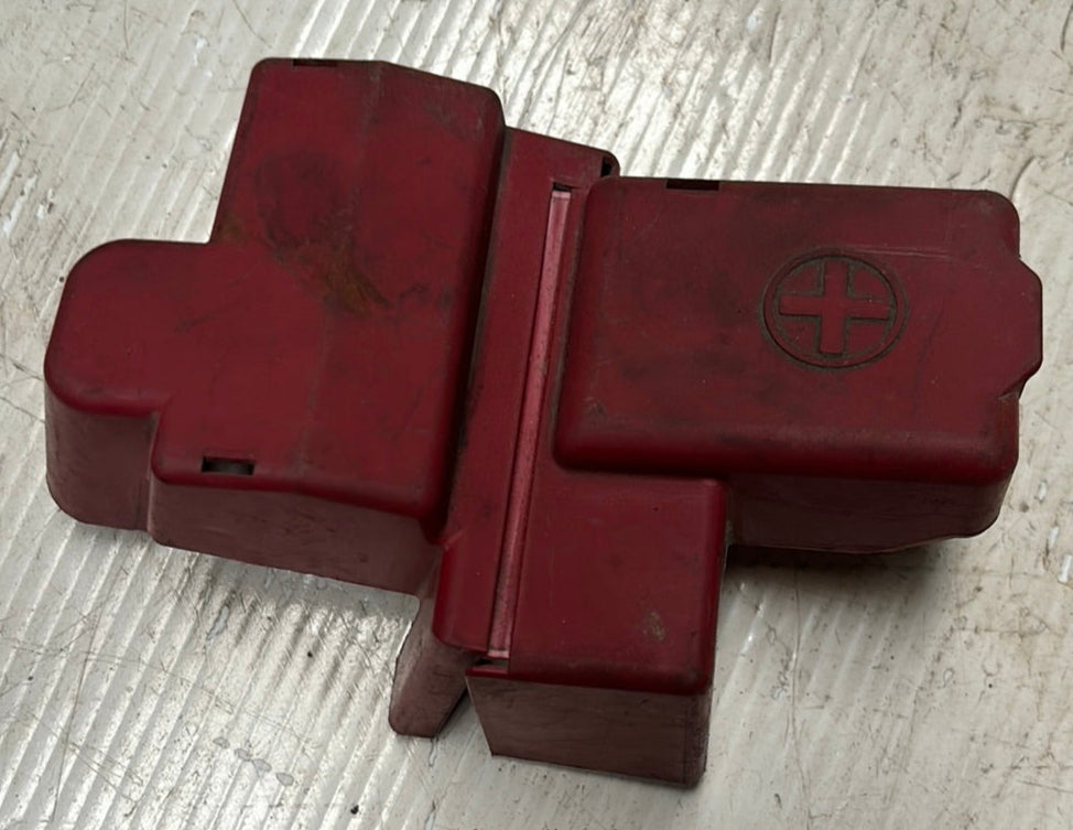 Tapa Borne Positivo Toyota Yaris 2006 2010 Sport Belta