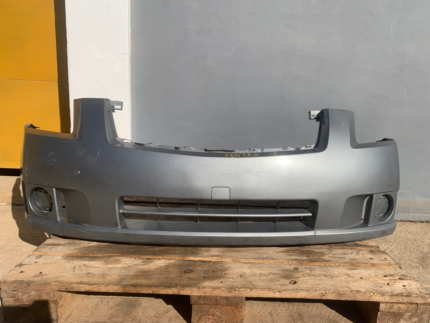Parachoque Delantero Nissan Sentra B16 2008 2010