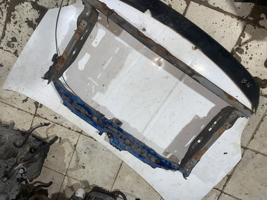 Cara Vaca Marco Radiador Toyota Yaris 2006 2010