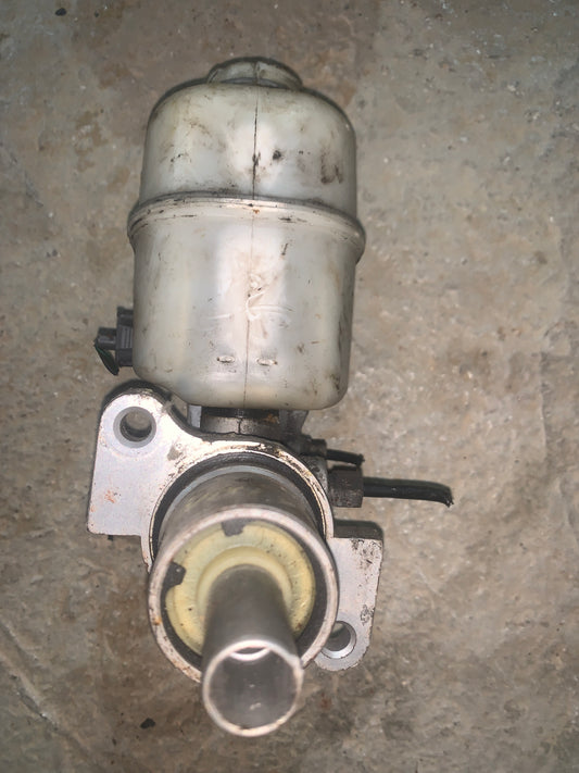 Bomba De Freno Jeep Liberty KJ 2002 2006