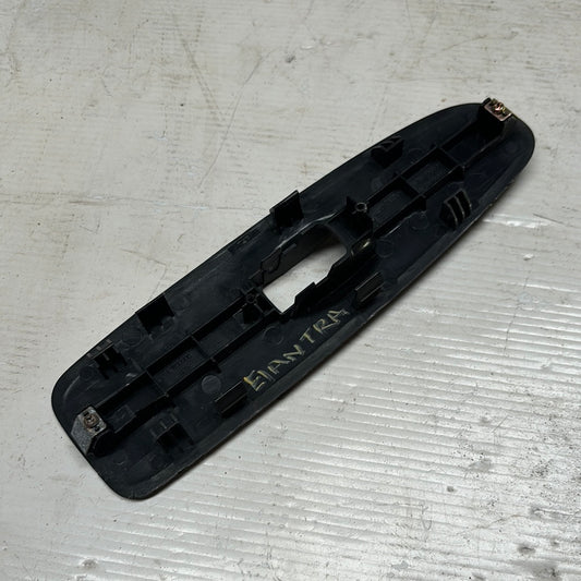 Embellecedor Mando Vidrio Copiloto Hyundai Elantra 2007 2012