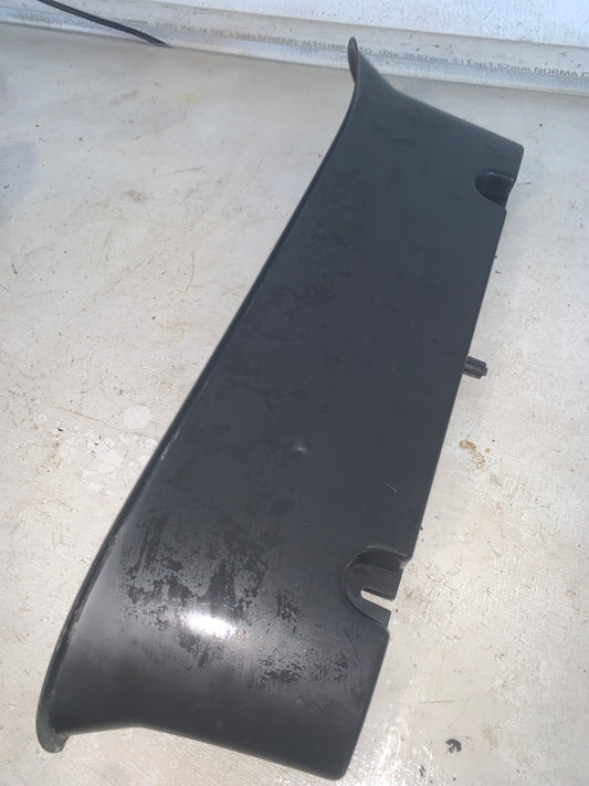 Bandeja Inferior Tapicería Puerta Chevrolet Avalanche 1999 2006