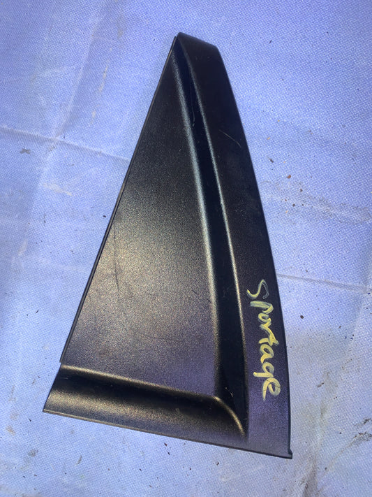 Triangulo Vidrio Trasero Externo Kia Sportage 2006 2012