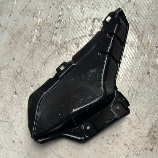 Peto Guardapolvo Motor Pequeño Mitsubishi Outlander 2006 2012