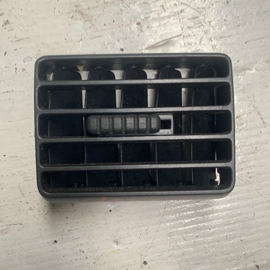 Rejilla Aire Lateral Nissan Xtrail