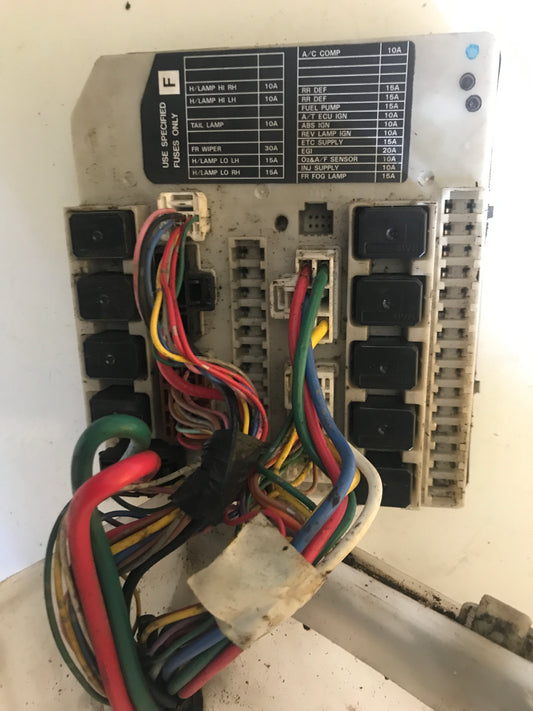 Fusilera Nissan Tiida 1.8 2007 2012