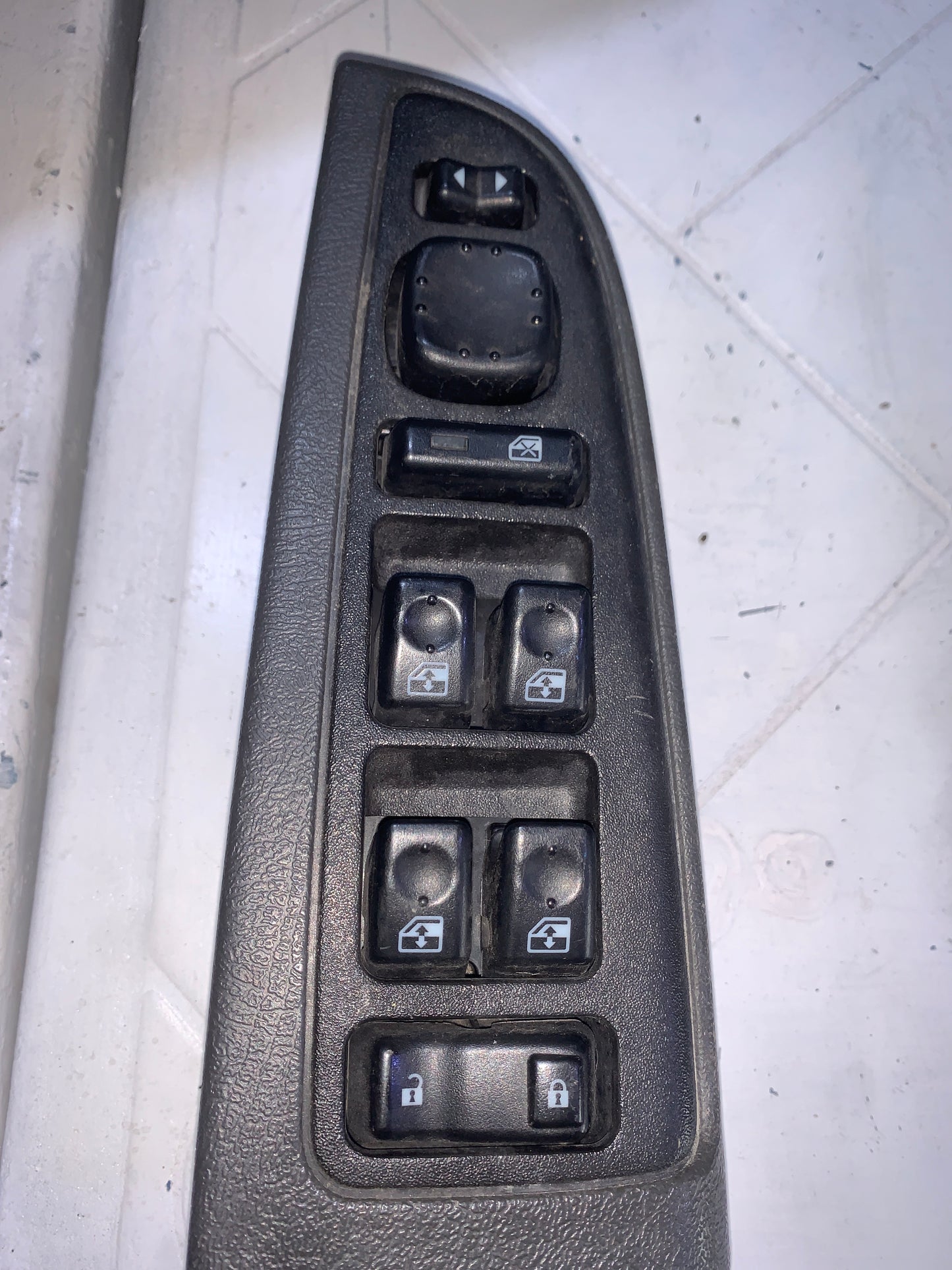 Mando Eleva Vidrio Piloto Chevrolet Silverado Blazer 4ptas