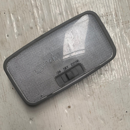 Lampara Techo Central Toyota Yaris 4Runner Corolla GLI Camry