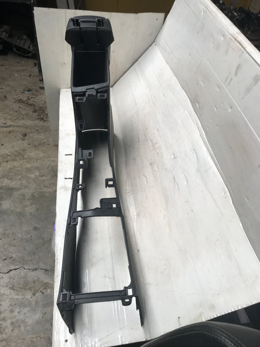 Moldura Consola Central Toyota Yaris Belta 2010