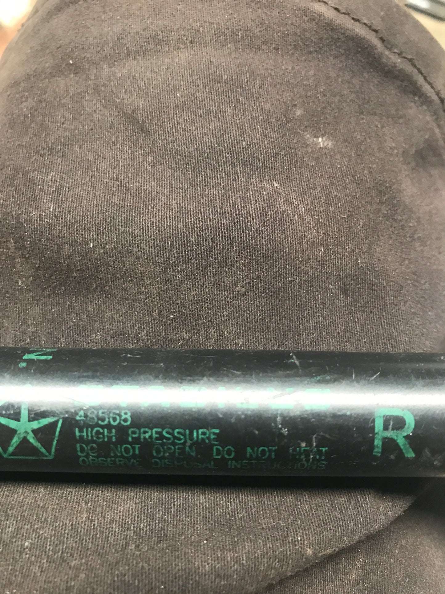 Gato Amortiguador Compuerta Grand Cherokee 2011 2016