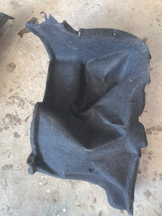 Alfombra Maleta Toyota Yaris Belta