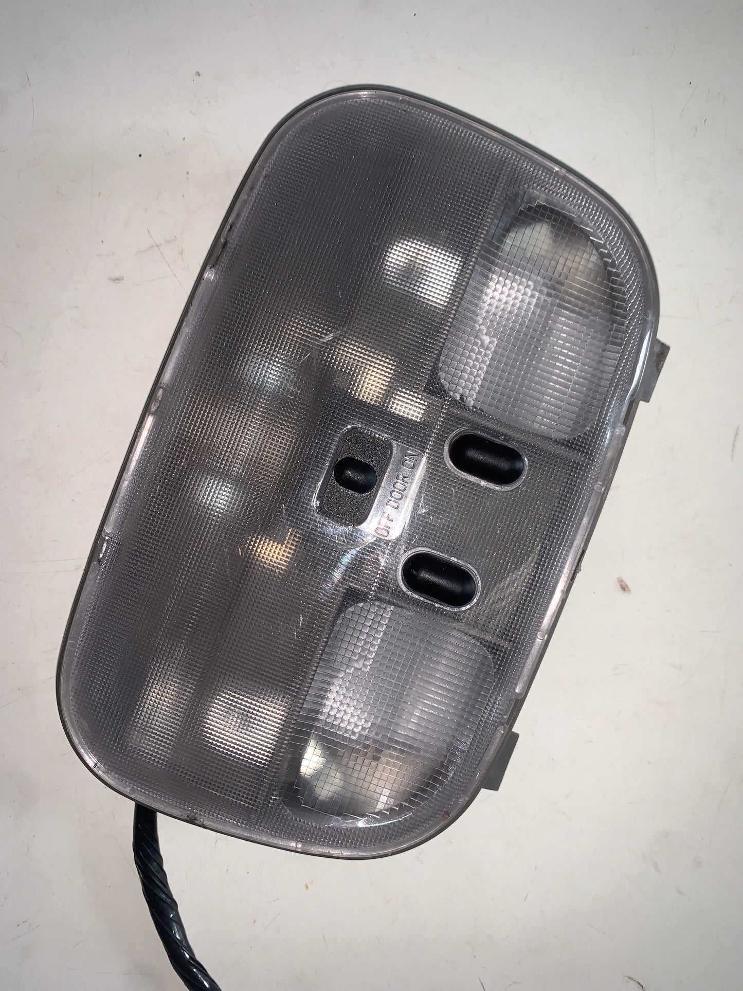 Lampara Techo Central Ford Escape 2001 2004