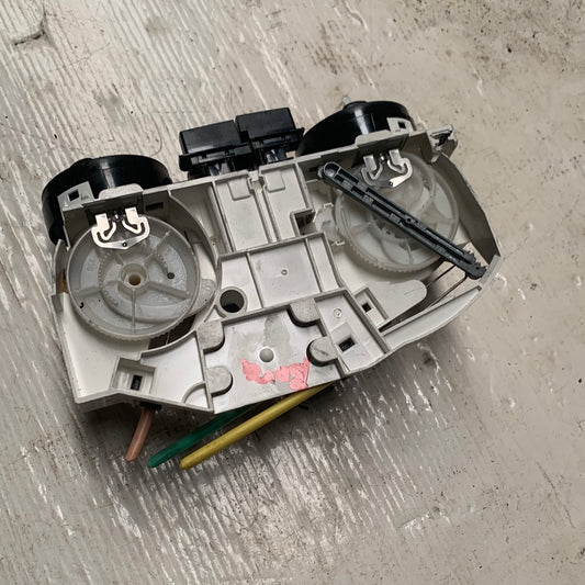 Mando Aire Acondicionado Volkswagen Bora