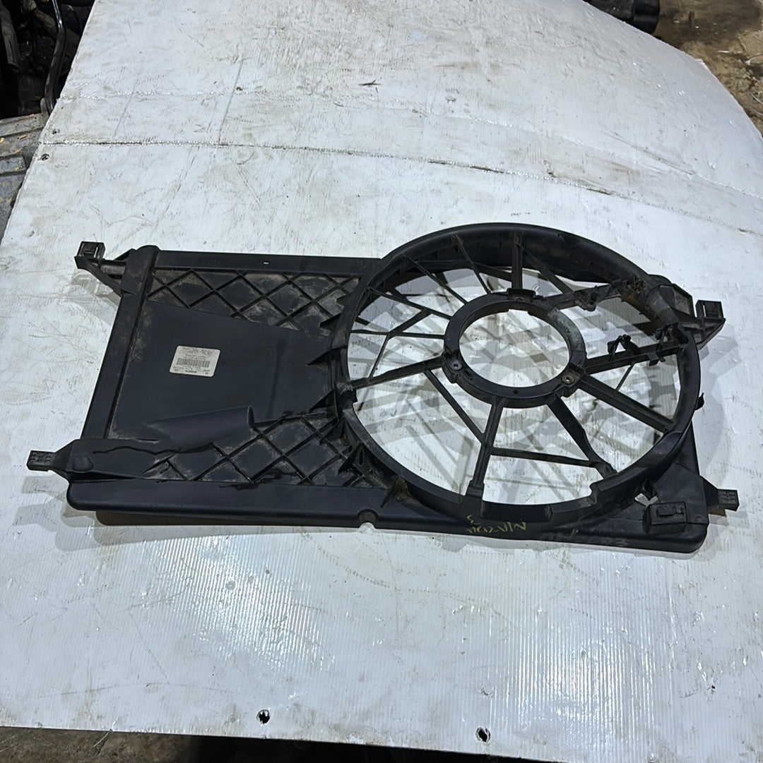 Carcasa Electroventilador Mazda3 2.0